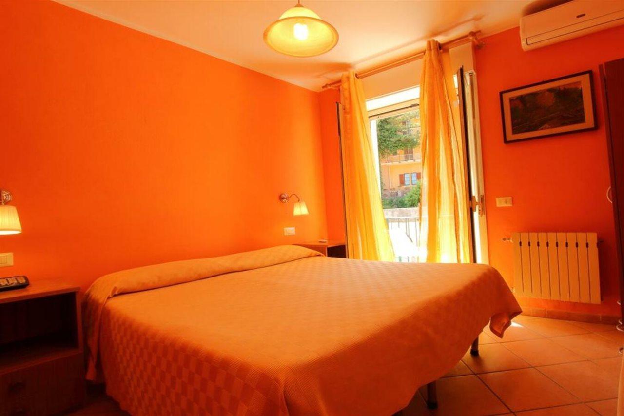 Innpiero Taormina Exteriör bild