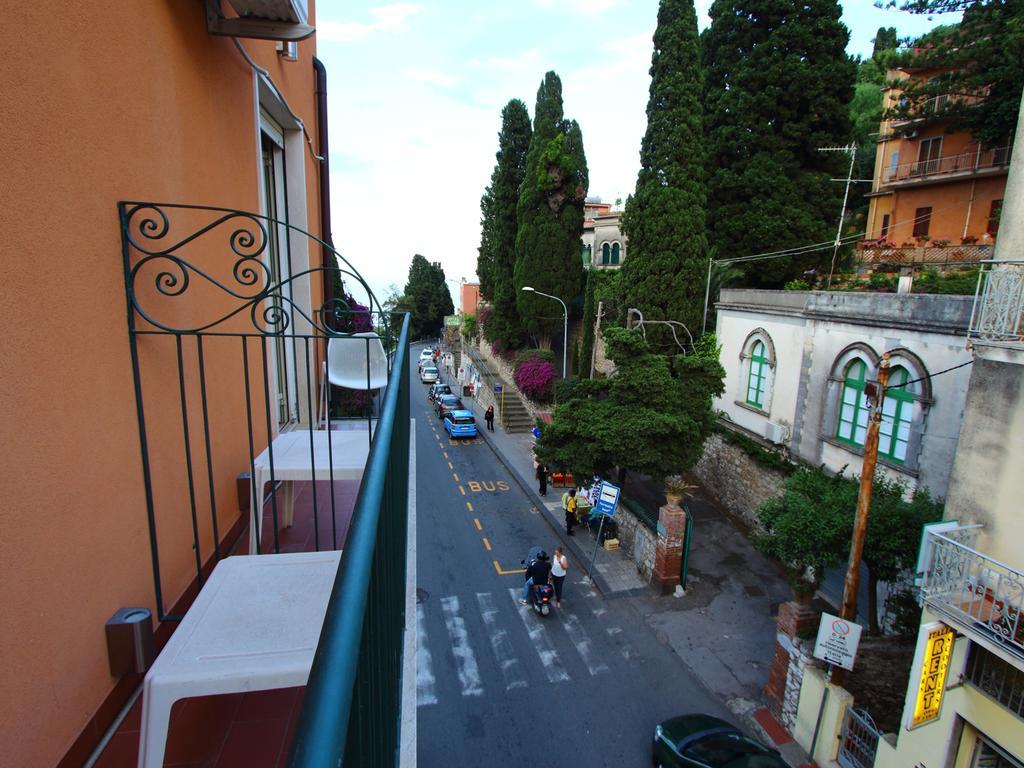 Innpiero Taormina Exteriör bild