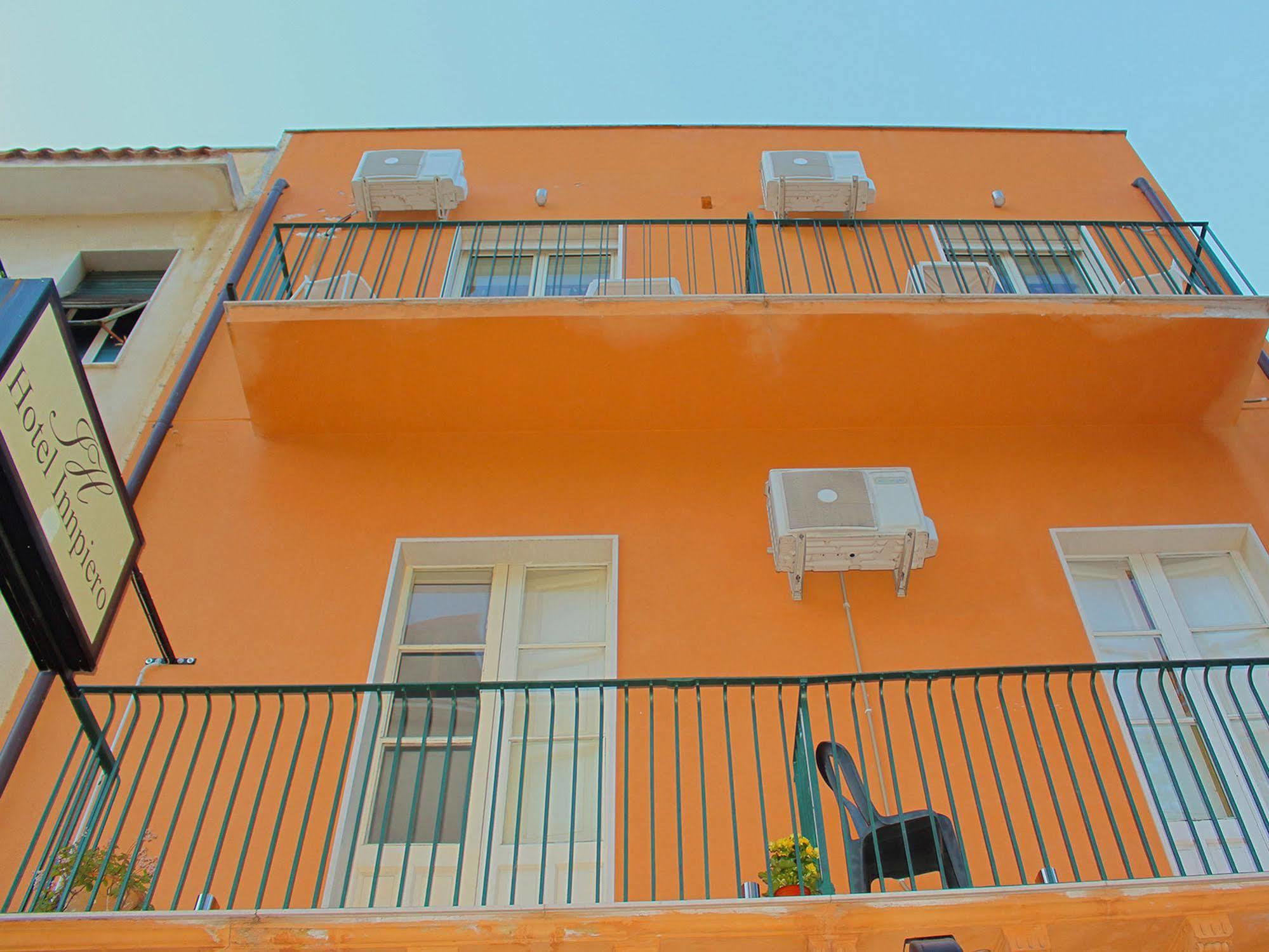 Innpiero Taormina Exteriör bild