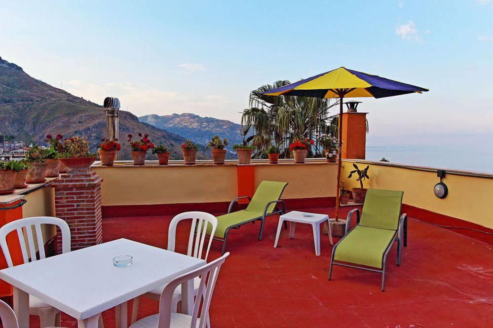 Innpiero Taormina Exteriör bild